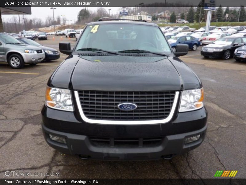 Black / Medium Flint Gray 2004 Ford Expedition XLT 4x4