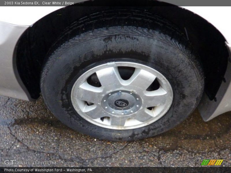 Clear White / Beige 2003 Kia Sedona EX