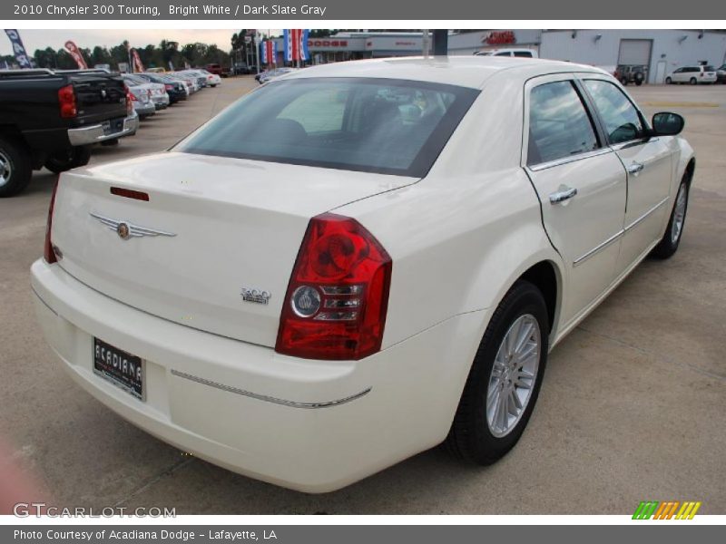 Bright White / Dark Slate Gray 2010 Chrysler 300 Touring