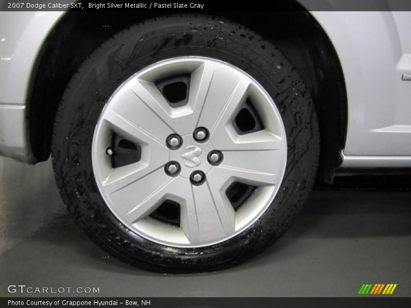 Bright Silver Metallic / Pastel Slate Gray 2007 Dodge Caliber SXT