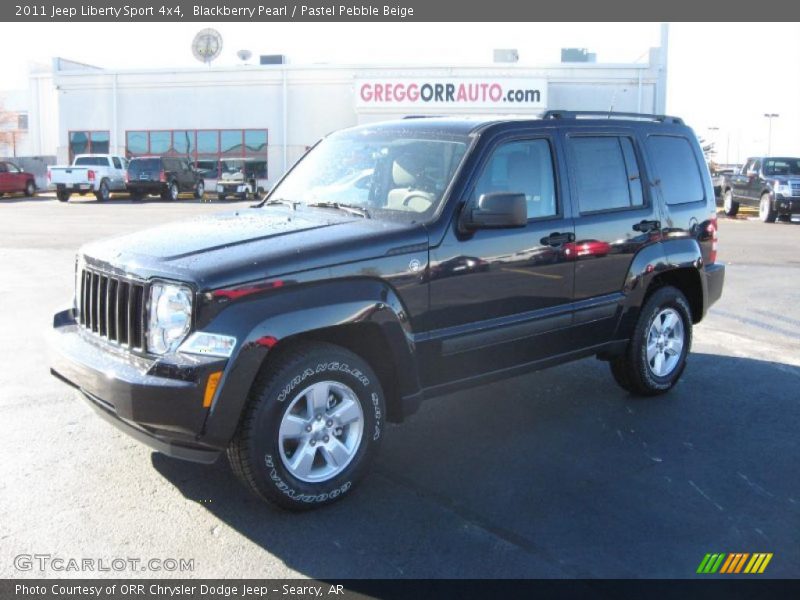 Blackberry Pearl / Pastel Pebble Beige 2011 Jeep Liberty Sport 4x4