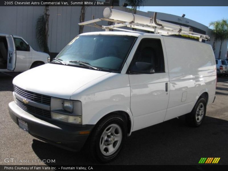 Summit White / Blue 2005 Chevrolet Astro Commercial Van
