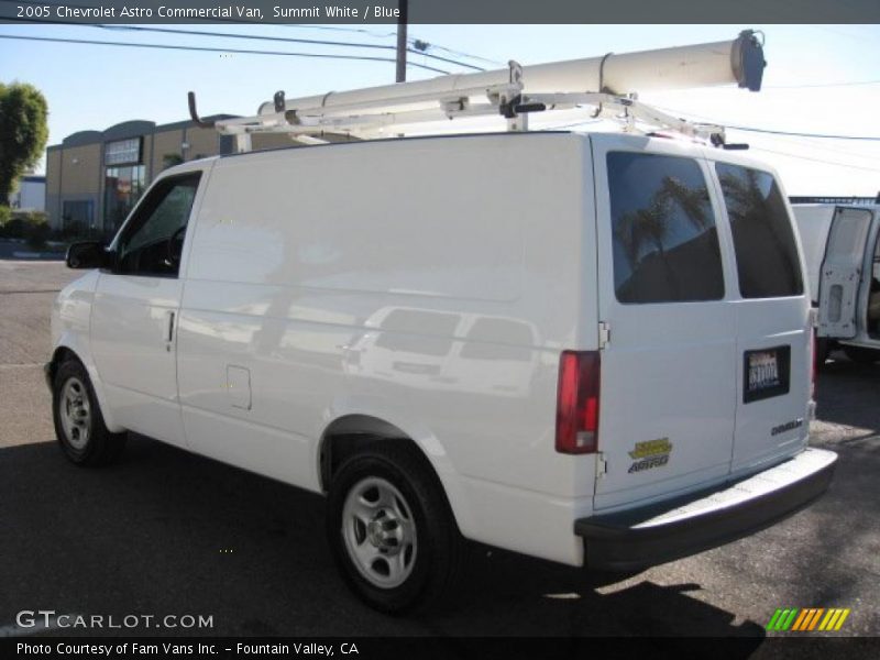Summit White / Blue 2005 Chevrolet Astro Commercial Van