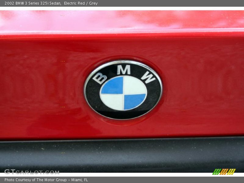Electric Red / Grey 2002 BMW 3 Series 325i Sedan