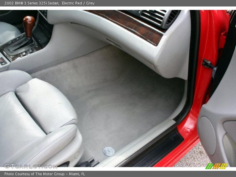 Electric Red / Grey 2002 BMW 3 Series 325i Sedan