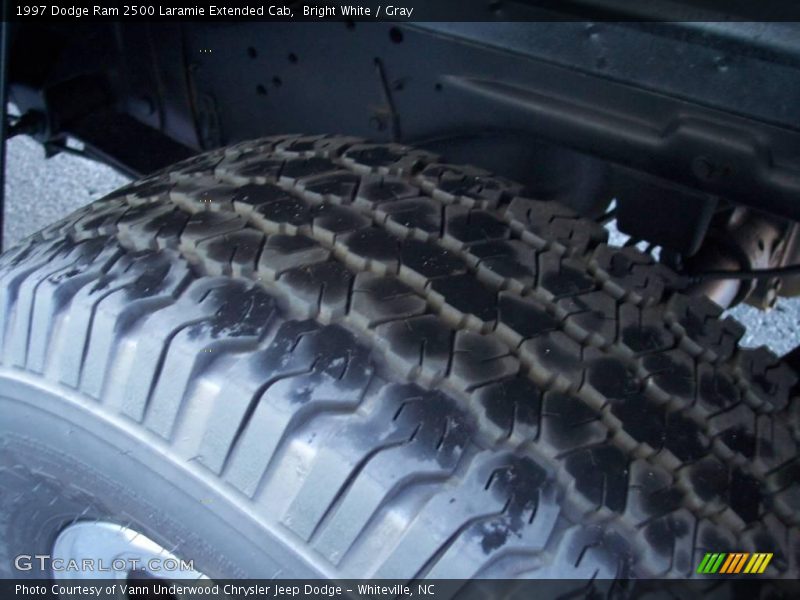 Bright White / Gray 1997 Dodge Ram 2500 Laramie Extended Cab