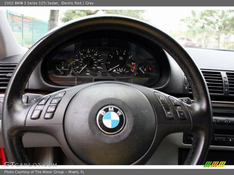 Electric Red / Grey 2002 BMW 3 Series 325i Sedan