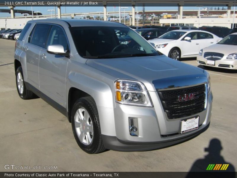 Quicksilver Metallic / Jet Black 2011 GMC Terrain SLE