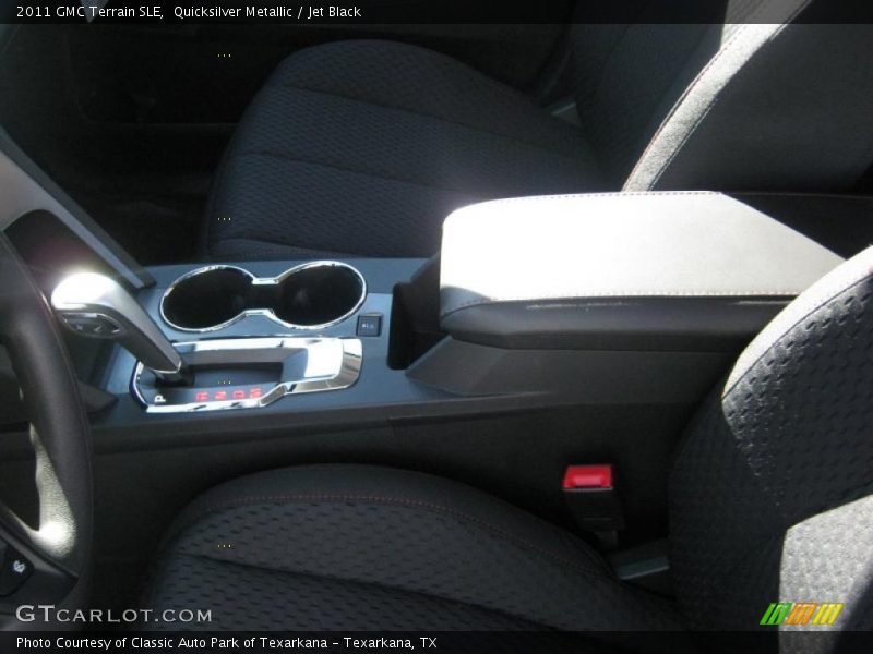 Quicksilver Metallic / Jet Black 2011 GMC Terrain SLE