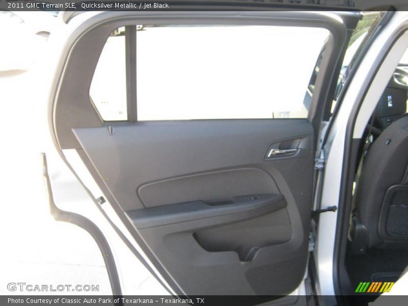 Quicksilver Metallic / Jet Black 2011 GMC Terrain SLE