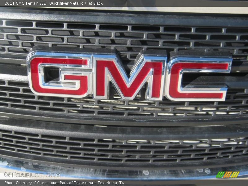 Quicksilver Metallic / Jet Black 2011 GMC Terrain SLE