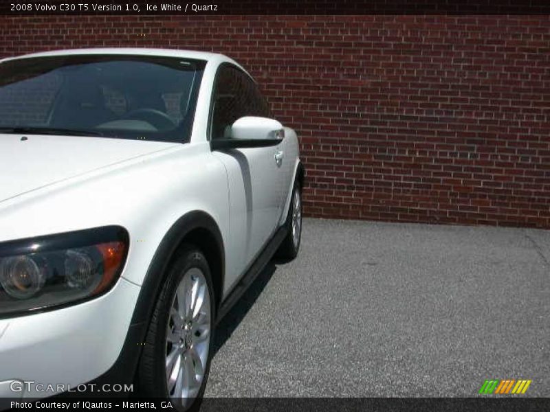 Ice White / Quartz 2008 Volvo C30 T5 Version 1.0