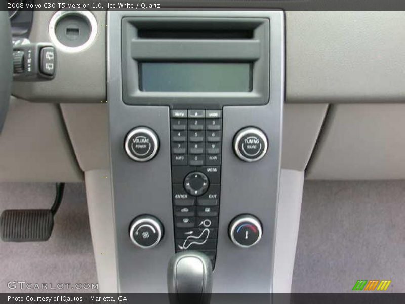 Controls of 2008 C30 T5 Version 1.0