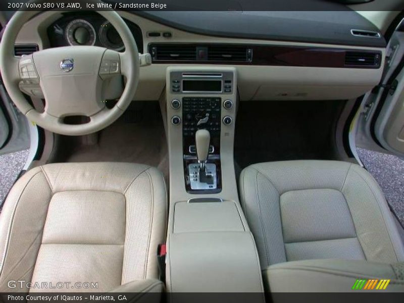 Dashboard of 2007 S80 V8 AWD