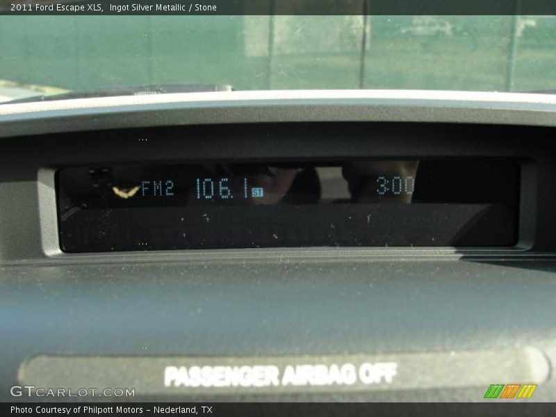 Ingot Silver Metallic / Stone 2011 Ford Escape XLS