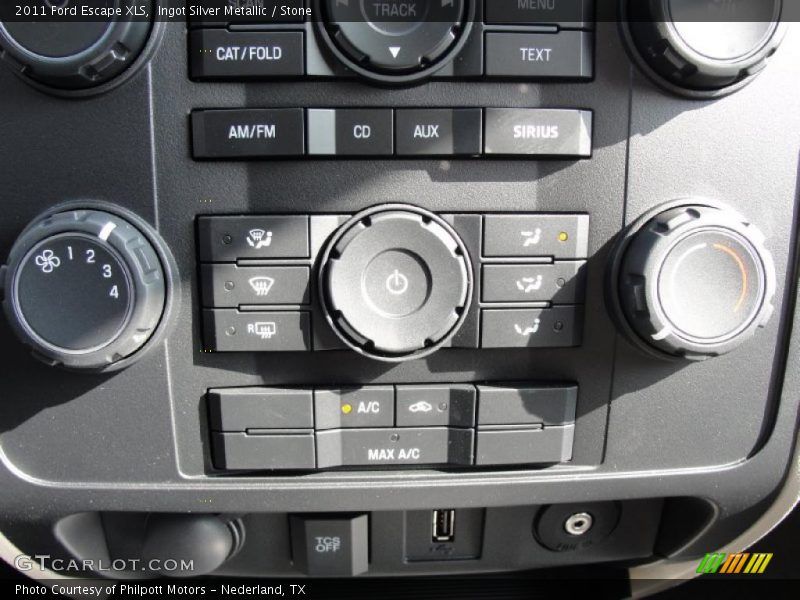 Ingot Silver Metallic / Stone 2011 Ford Escape XLS