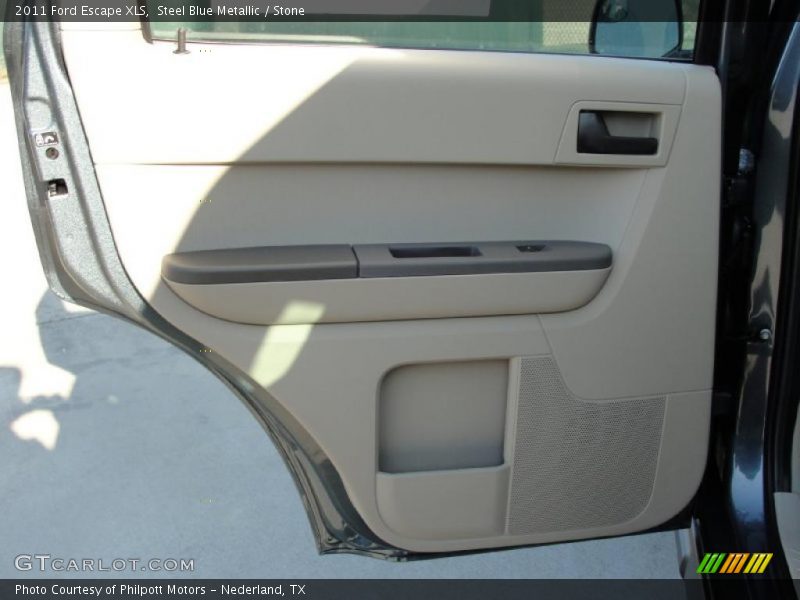 Door Panel of 2011 Escape XLS