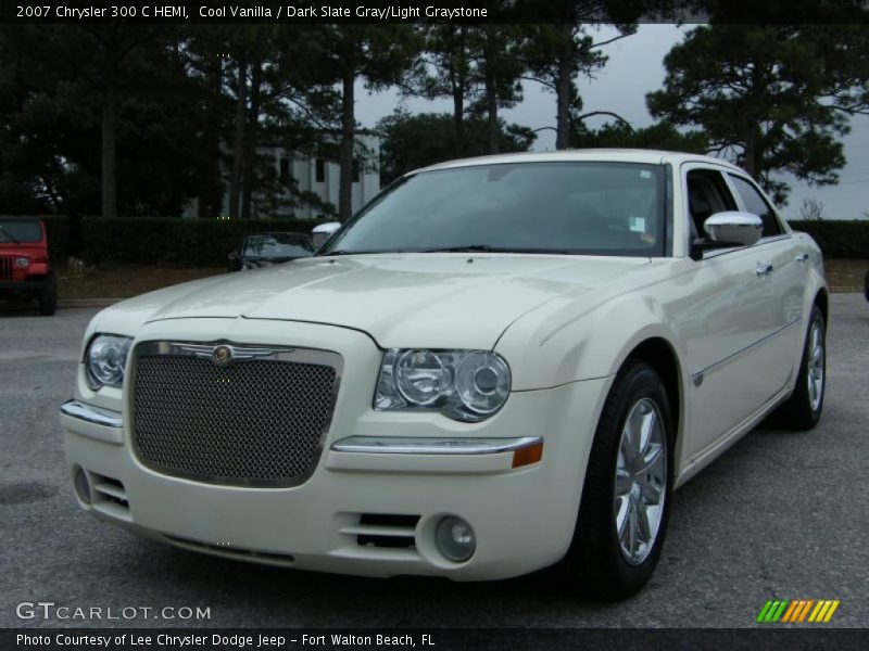 Cool Vanilla / Dark Slate Gray/Light Graystone 2007 Chrysler 300 C HEMI