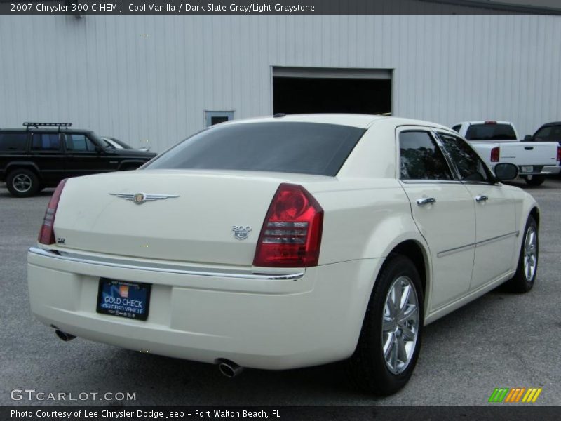 Cool Vanilla / Dark Slate Gray/Light Graystone 2007 Chrysler 300 C HEMI