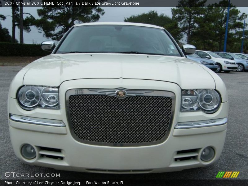 Cool Vanilla / Dark Slate Gray/Light Graystone 2007 Chrysler 300 C HEMI