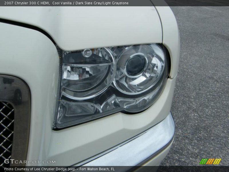 Cool Vanilla / Dark Slate Gray/Light Graystone 2007 Chrysler 300 C HEMI