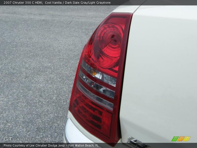 Cool Vanilla / Dark Slate Gray/Light Graystone 2007 Chrysler 300 C HEMI