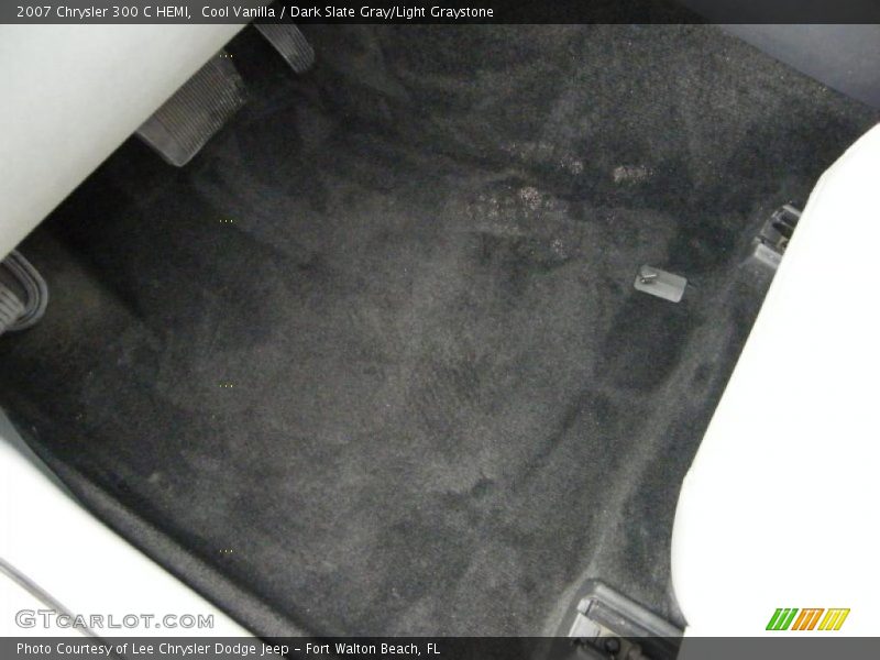 Cool Vanilla / Dark Slate Gray/Light Graystone 2007 Chrysler 300 C HEMI