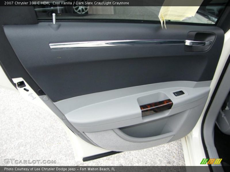 Cool Vanilla / Dark Slate Gray/Light Graystone 2007 Chrysler 300 C HEMI