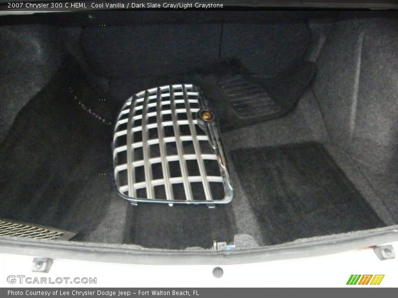 Cool Vanilla / Dark Slate Gray/Light Graystone 2007 Chrysler 300 C HEMI