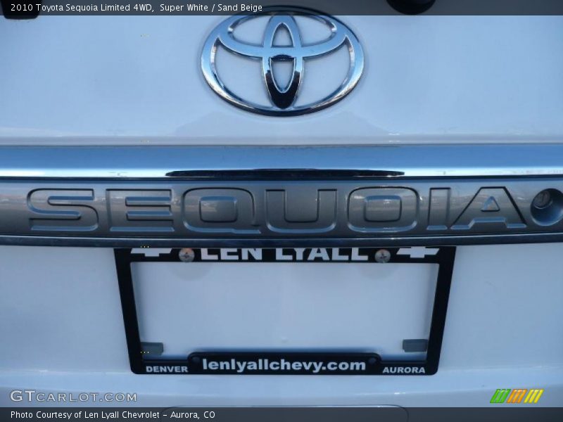 Super White / Sand Beige 2010 Toyota Sequoia Limited 4WD