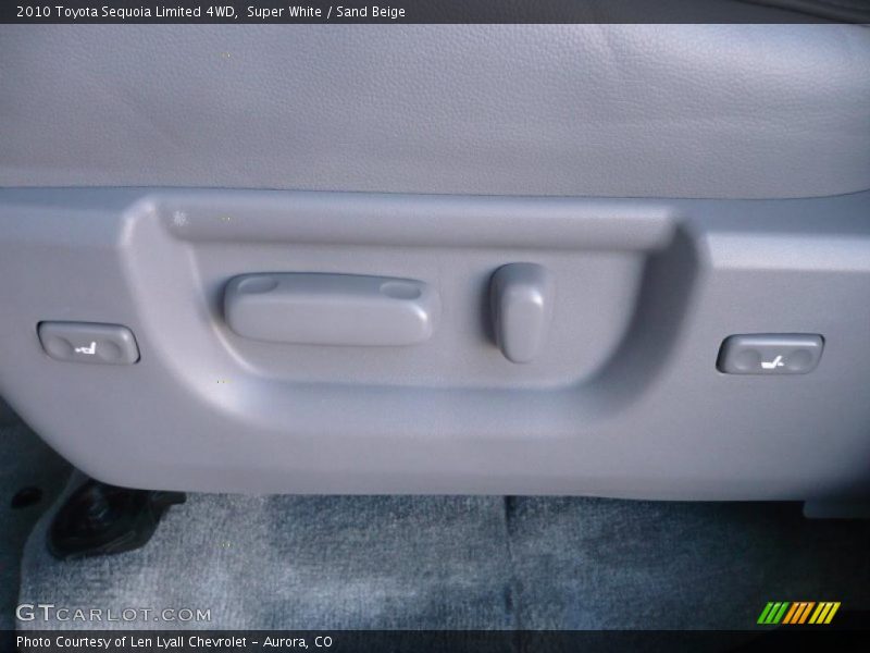 Super White / Sand Beige 2010 Toyota Sequoia Limited 4WD