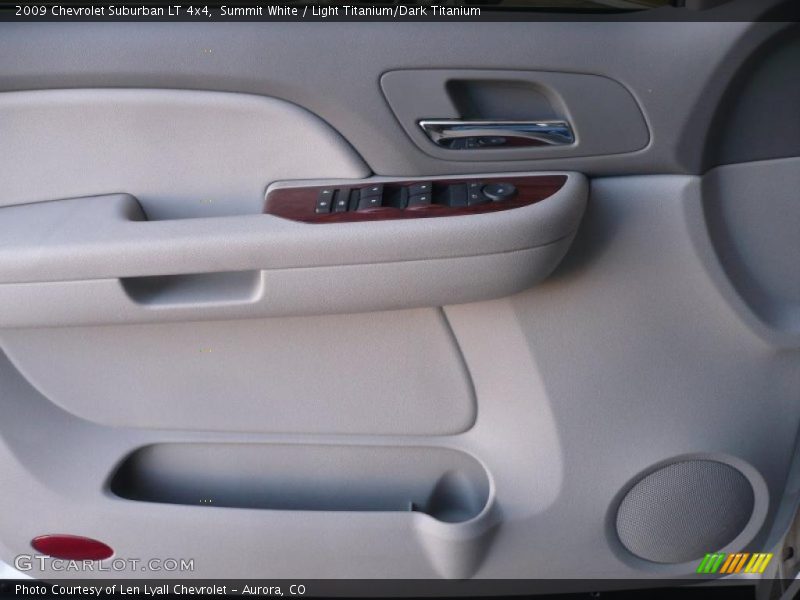 Summit White / Light Titanium/Dark Titanium 2009 Chevrolet Suburban LT 4x4