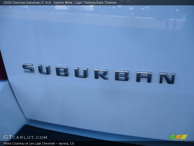 Summit White / Light Titanium/Dark Titanium 2009 Chevrolet Suburban LT 4x4