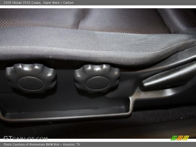 Super Black / Carbon 2005 Nissan 350Z Coupe