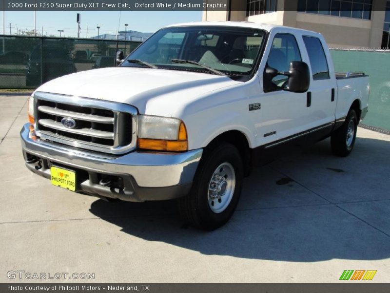 Oxford White / Medium Graphite 2000 Ford F250 Super Duty XLT Crew Cab