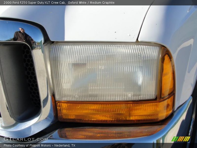 Oxford White / Medium Graphite 2000 Ford F250 Super Duty XLT Crew Cab
