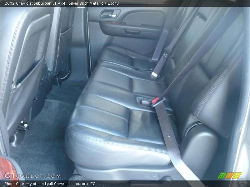 Silver Birch Metallic / Ebony 2009 Chevrolet Suburban LT 4x4