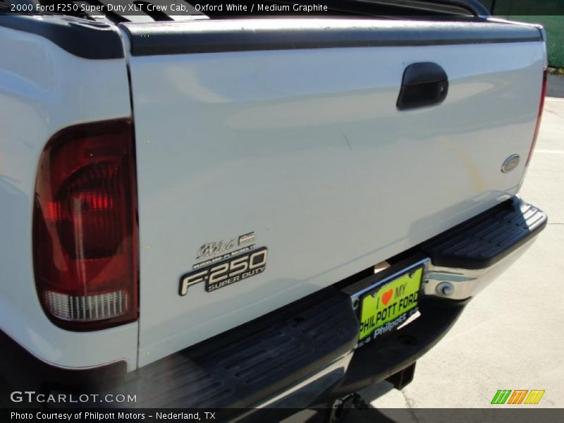 Oxford White / Medium Graphite 2000 Ford F250 Super Duty XLT Crew Cab
