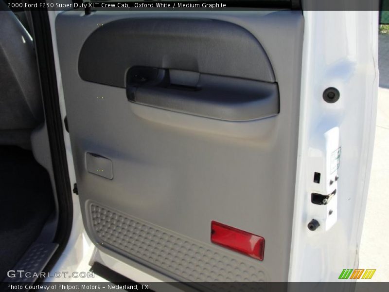 Oxford White / Medium Graphite 2000 Ford F250 Super Duty XLT Crew Cab