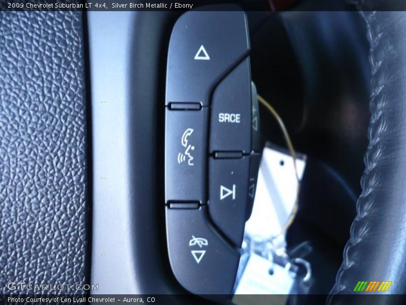 Silver Birch Metallic / Ebony 2009 Chevrolet Suburban LT 4x4