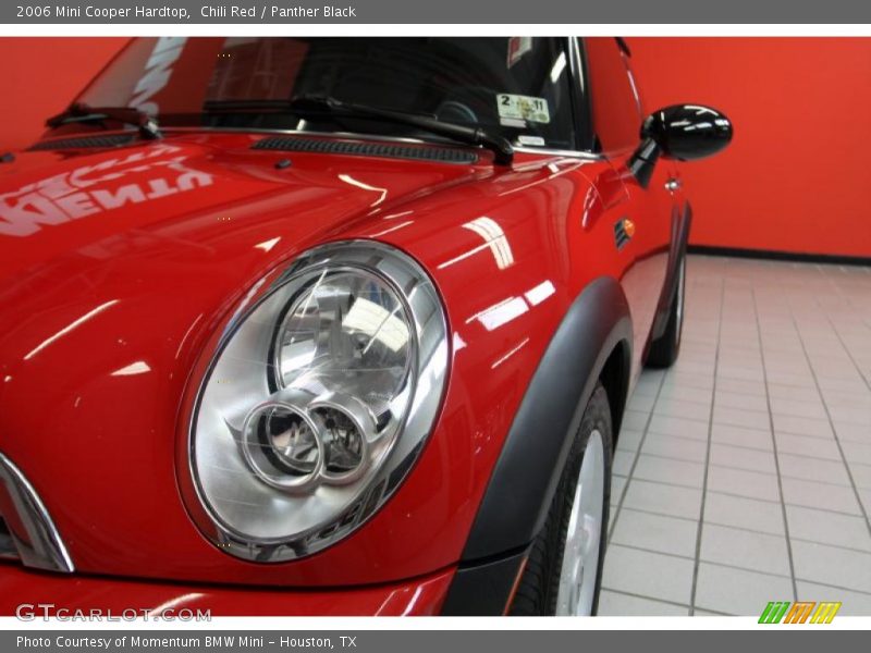 Chili Red / Panther Black 2006 Mini Cooper Hardtop