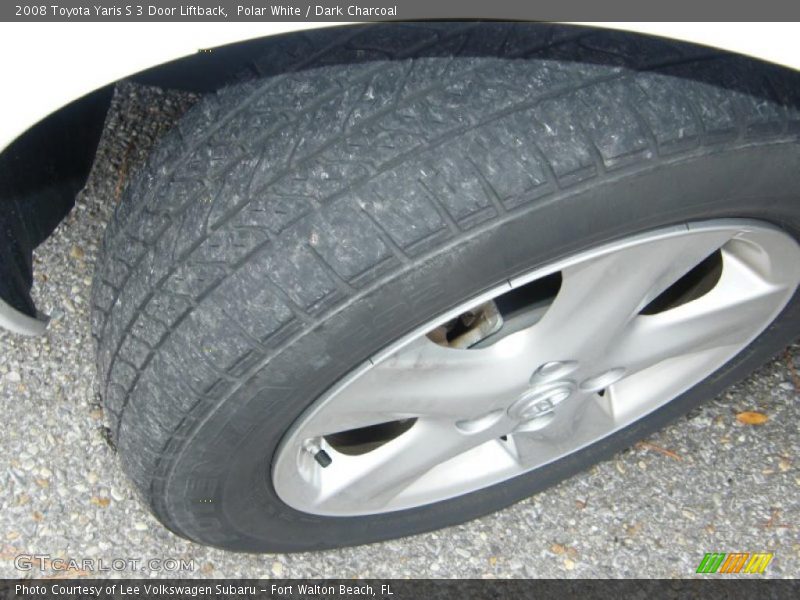 Polar White / Dark Charcoal 2008 Toyota Yaris S 3 Door Liftback