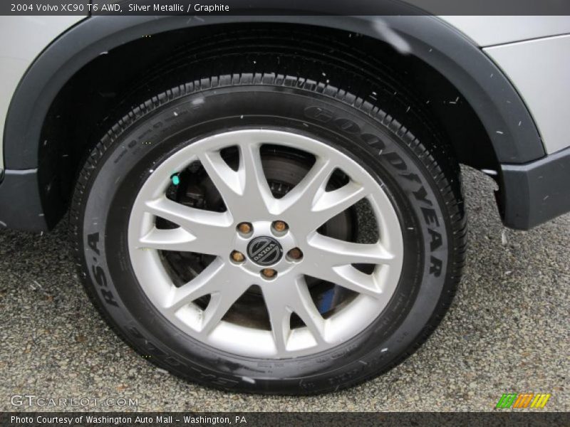 Silver Metallic / Graphite 2004 Volvo XC90 T6 AWD