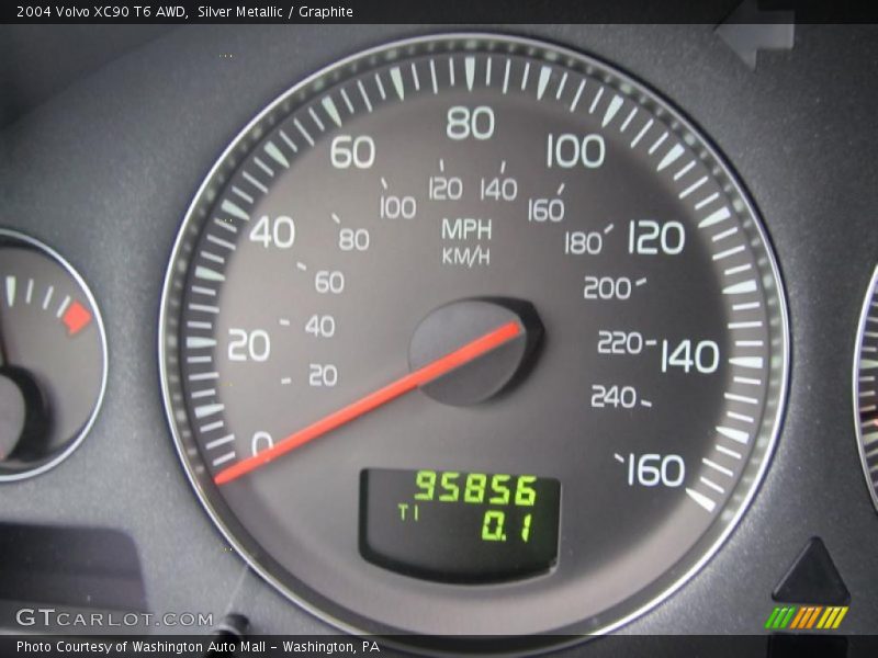 Silver Metallic / Graphite 2004 Volvo XC90 T6 AWD