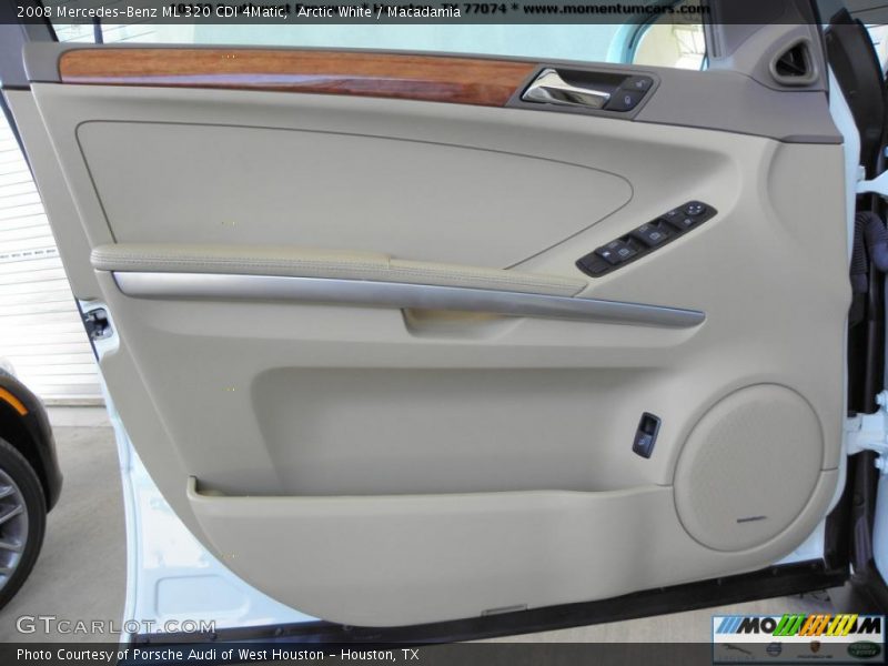 Arctic White / Macadamia 2008 Mercedes-Benz ML 320 CDI 4Matic
