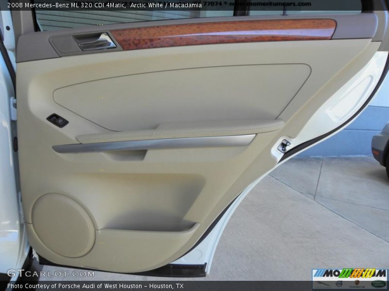 Arctic White / Macadamia 2008 Mercedes-Benz ML 320 CDI 4Matic