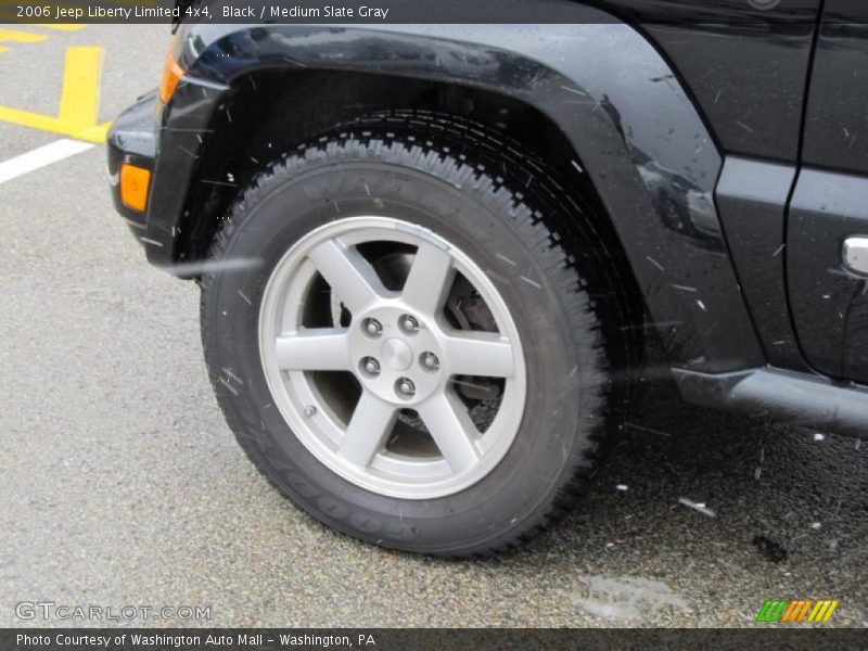 Black / Medium Slate Gray 2006 Jeep Liberty Limited 4x4