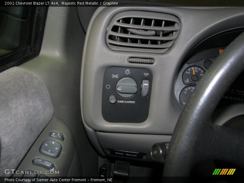 Majestic Red Metallic / Graphite 2001 Chevrolet Blazer LT 4x4