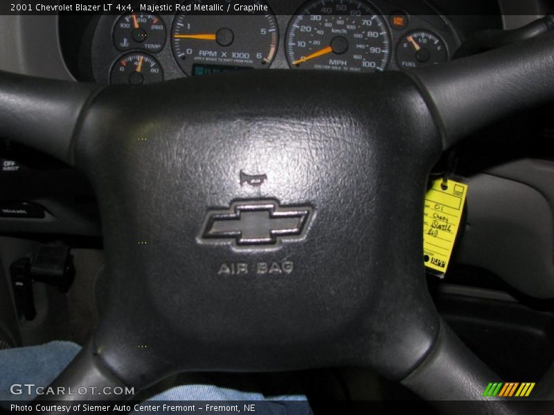 Majestic Red Metallic / Graphite 2001 Chevrolet Blazer LT 4x4