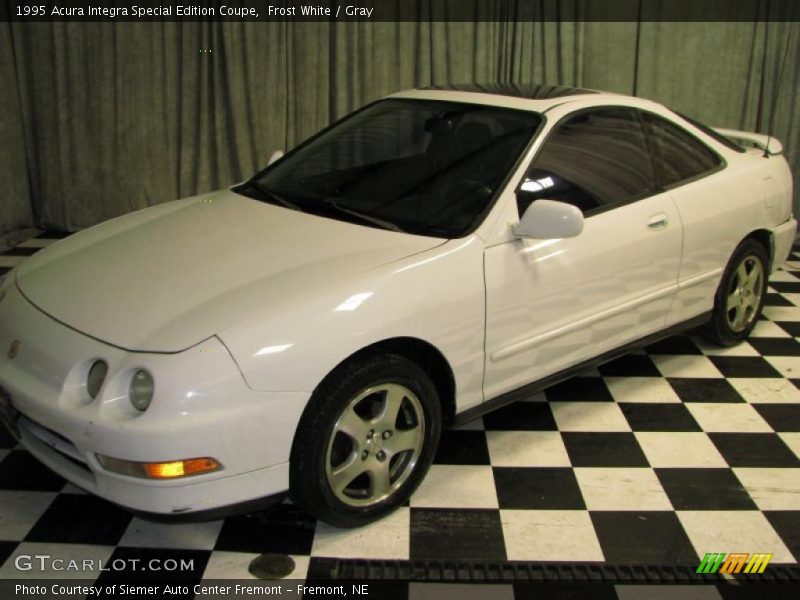 Frost White / Gray 1995 Acura Integra Special Edition Coupe